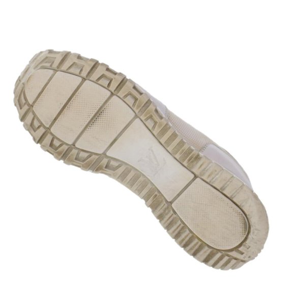LOUIS VUITTON Monogram Runaway Line Sneakers Leather - Picture 11 of 15